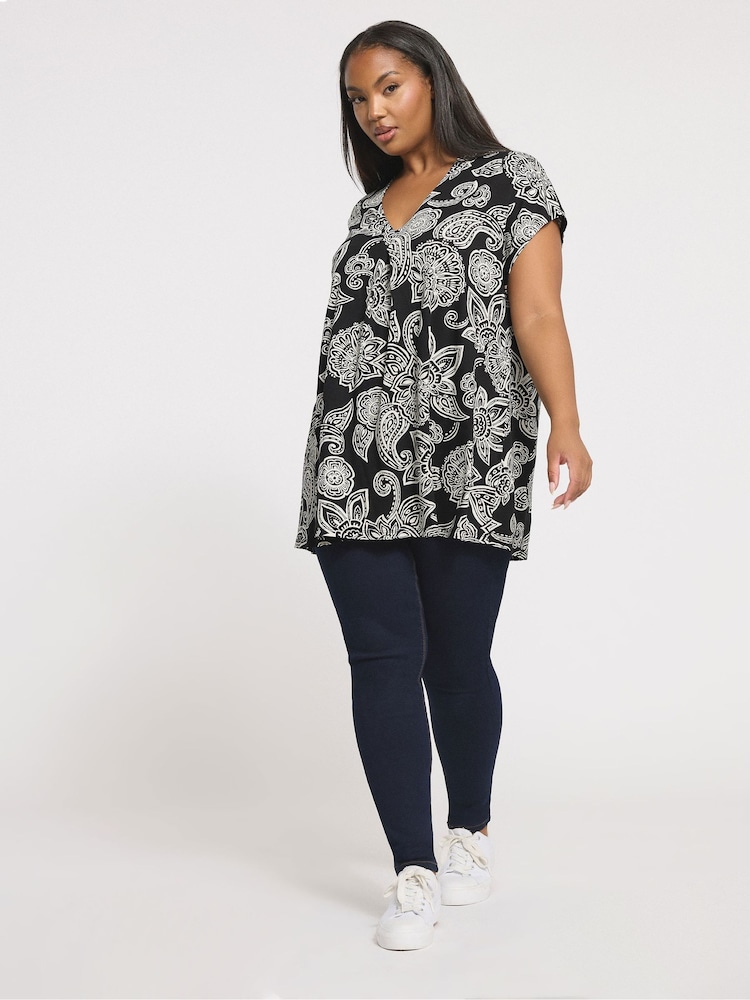 Blusa texturizada Yours Curve com pregas frontais - Imagem 2 de 5