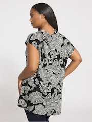 Blusa texturizada Yours Curve com pregas frontais - Imagem 3 de 5