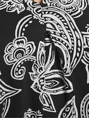 Blusa texturizada Yours Curve com pregas frontais - Imagem 4 de 5