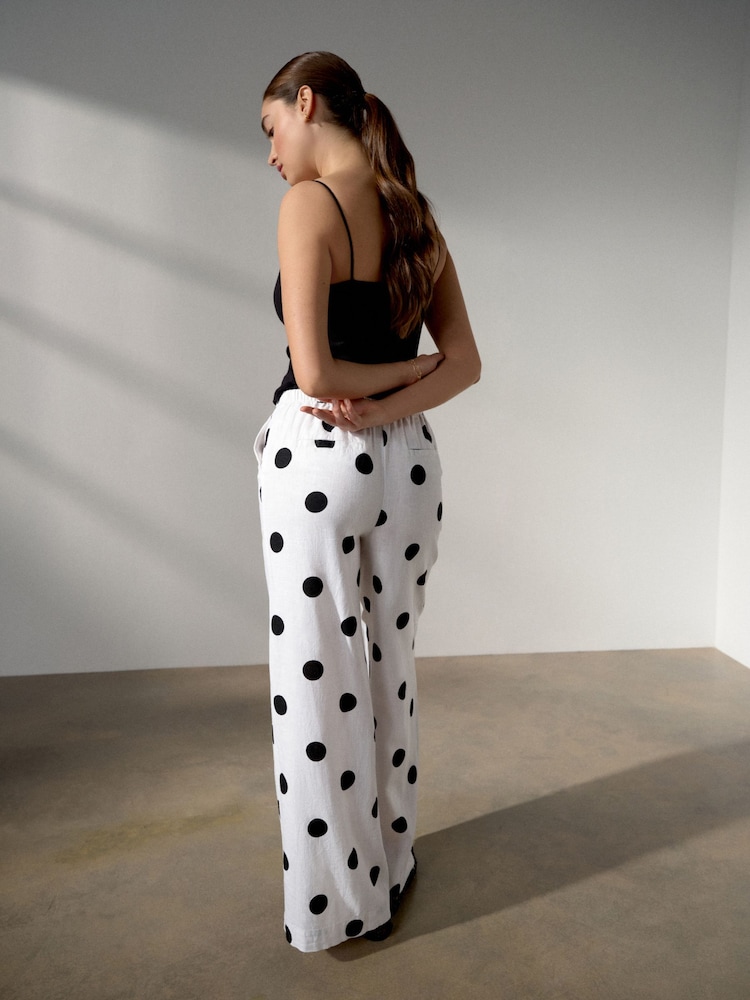 White/Black Spot Linen Blend Wide Leg Trousers - Image 2 of 5 White/Black Spot Linen Blend Wide Leg Trousers - Image 2 of 5