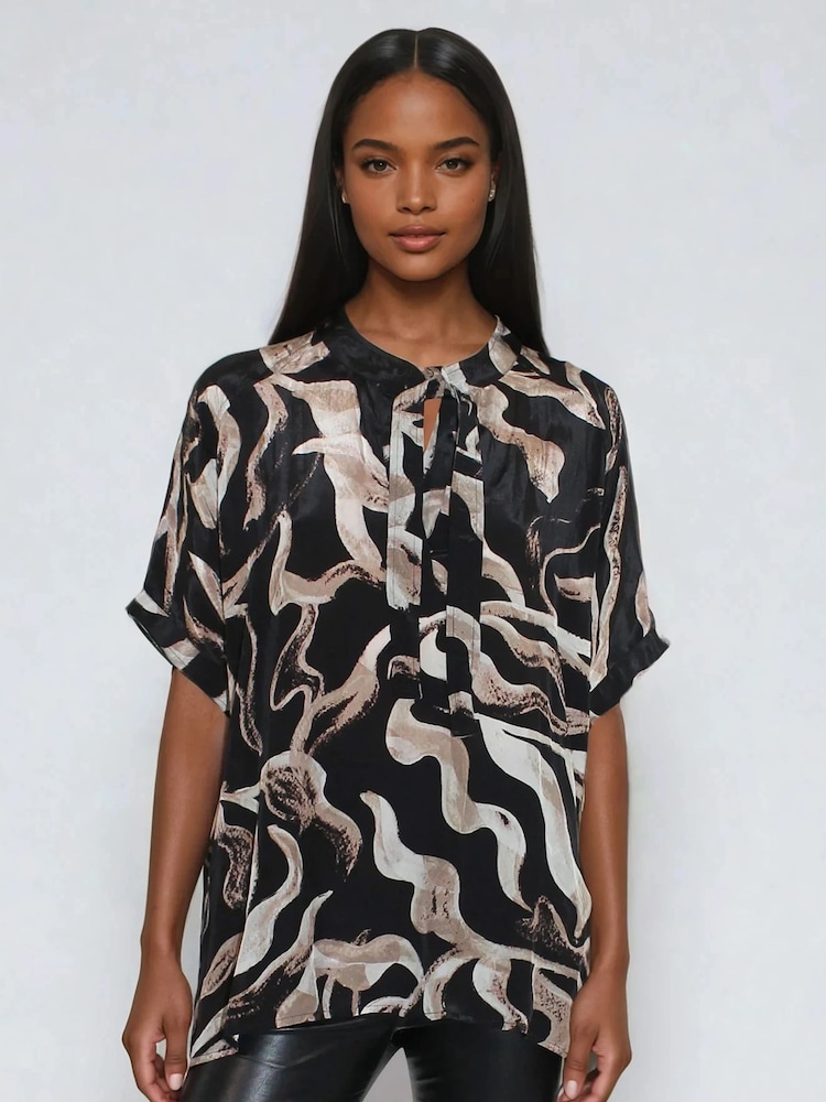 Religion Black Oversized Glory Tunic Shirt In Brown Abstract Print - Image 2 of 5 Religion Black Oversized Glory Tunic Shirt In Brown Abstract Print - Image 2 of 5