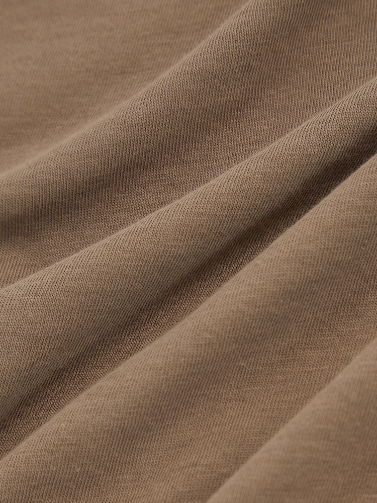 Marrón topo - Camiseta de algodón con cuello redondo y corte entallado Reiss Bless - Imagen 6 de 6