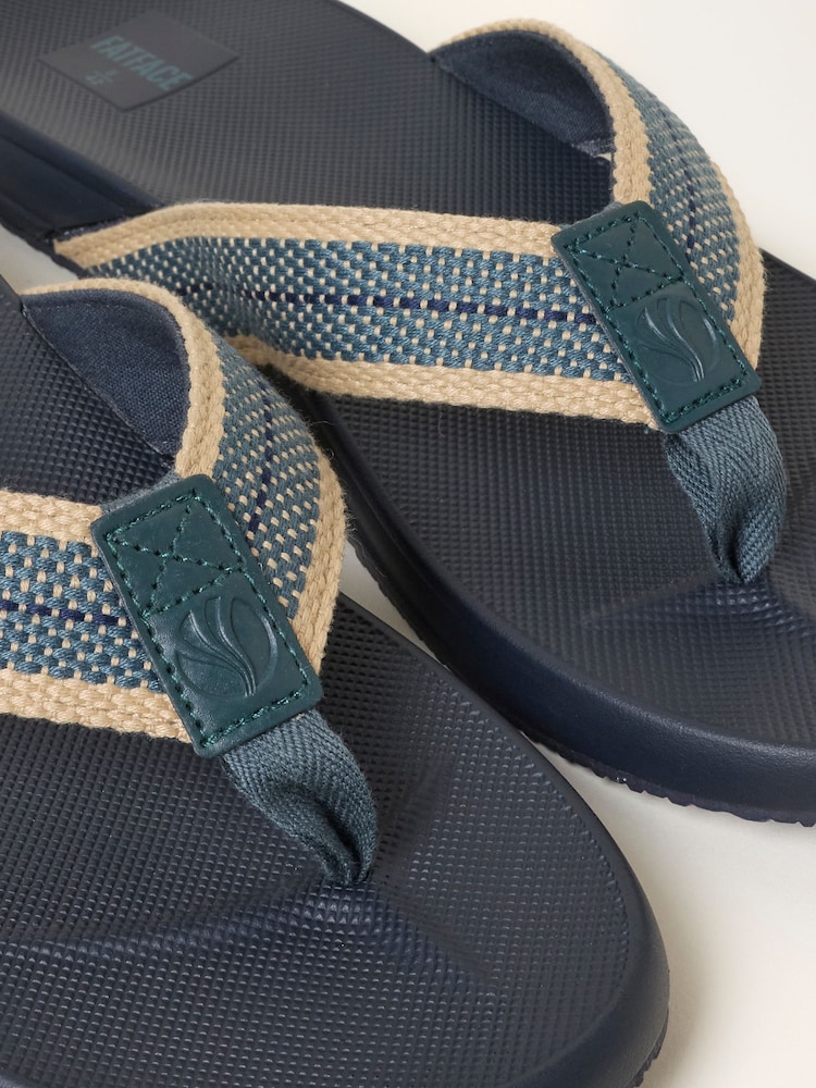 כפכפי אצבע FATFACE מסיב ראפיה, דגם Burke - תמונה 2 מתוך 3 כפכפי אצבע FATFACE מסיב ראפיה, דגם Burke - תמונה 2 מתוך 3