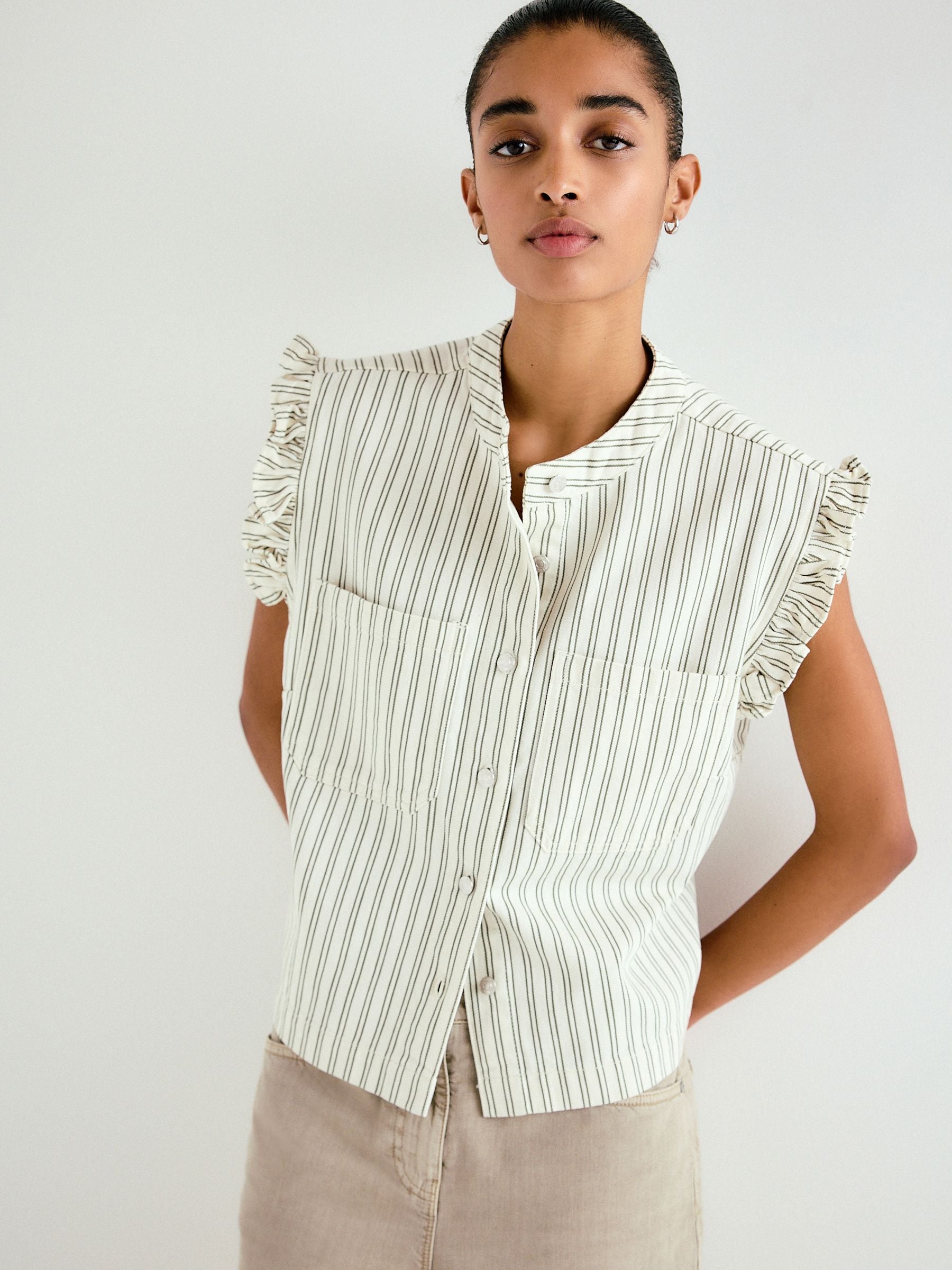 レディース ECRU Rich Frill Gilet