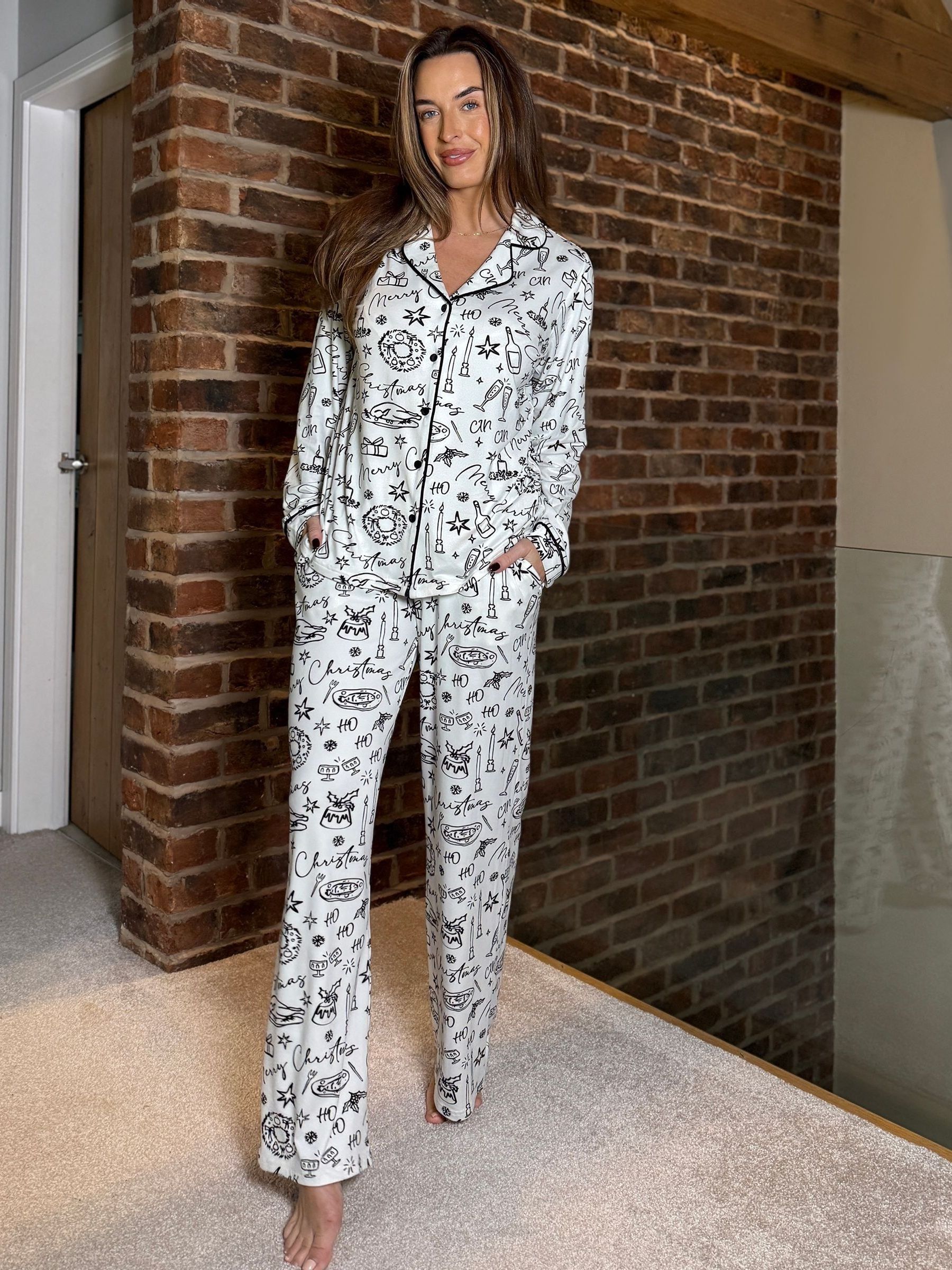 Threadbare White Christmas Cheer Long Sleeve Button Through Pyjamas Set