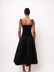 Amy Lynn Black Alexa Puffball Cotton Midi Dress - Image 4 of 5