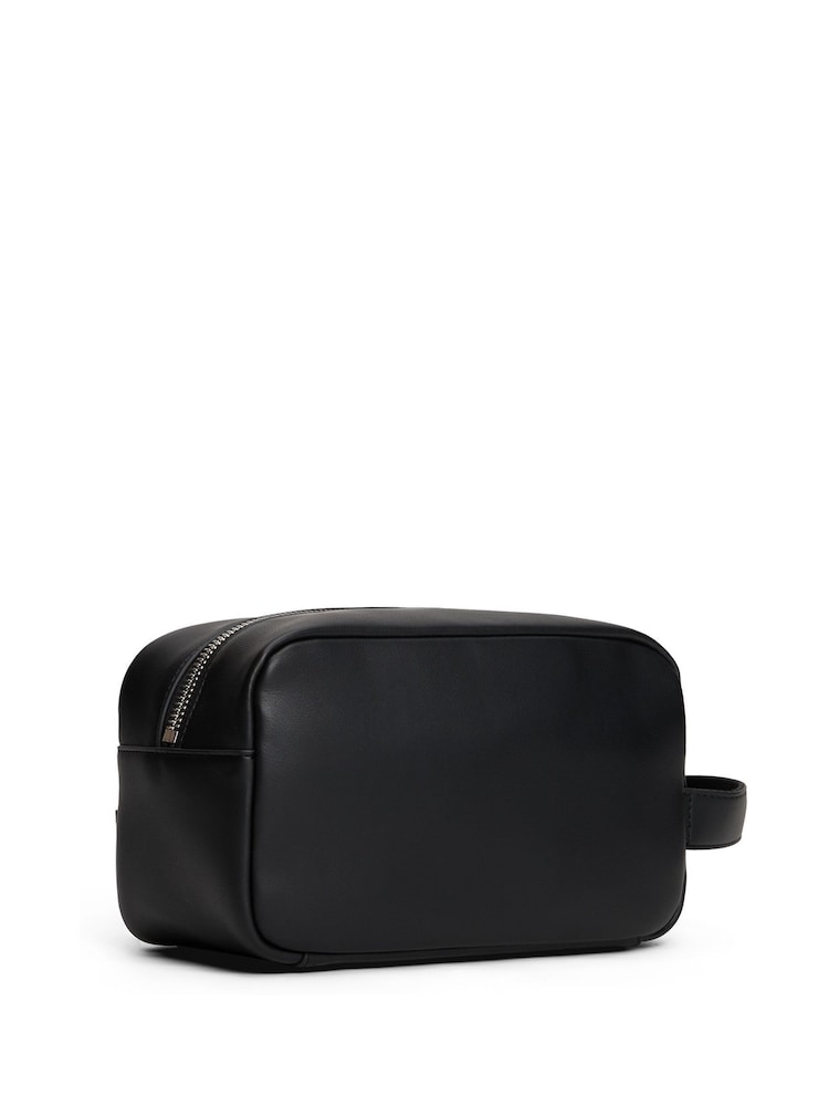 Tommy Hilfiger Black Metal Logo Woven Panel Wash Bag - Image 2 of 4 Tommy Hilfiger Black Metal Logo Woven Panel Wash Bag - Image 2 of 4