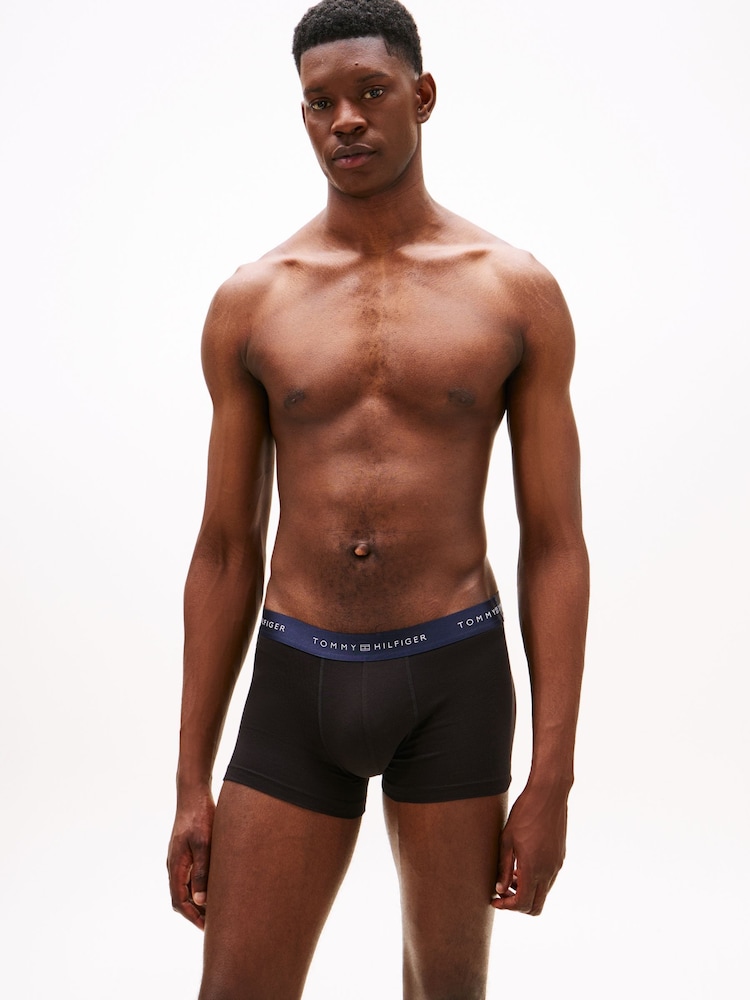 Tommy Hilfiger Black 3-Pack Signature Logo Metallic Waistband Trunks - Image 6 of 6 Tommy Hilfiger Black 3-Pack Signature Logo Metallic Waistband Trunks - Image 6 of 6