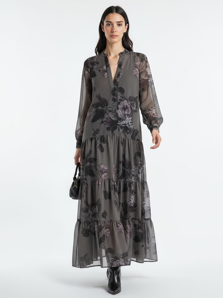 long sleeve cocktail dress short Marienne Black Velvet Sequin Mini - US 6 x-sibling-handle:muse-dress-black The dress also has Gisele Maxi Dress in Size:One Size - L