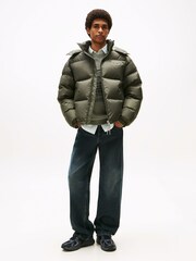 Tommy Jeans Green Water Repellent Ripstop Alaska Puffer Jacket - Image 2 of 5