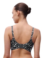 طبعات حيوانات - Chantelle Soft Stretch Power Smooth Plunge Non Wired Bra - صورة 3 من 3