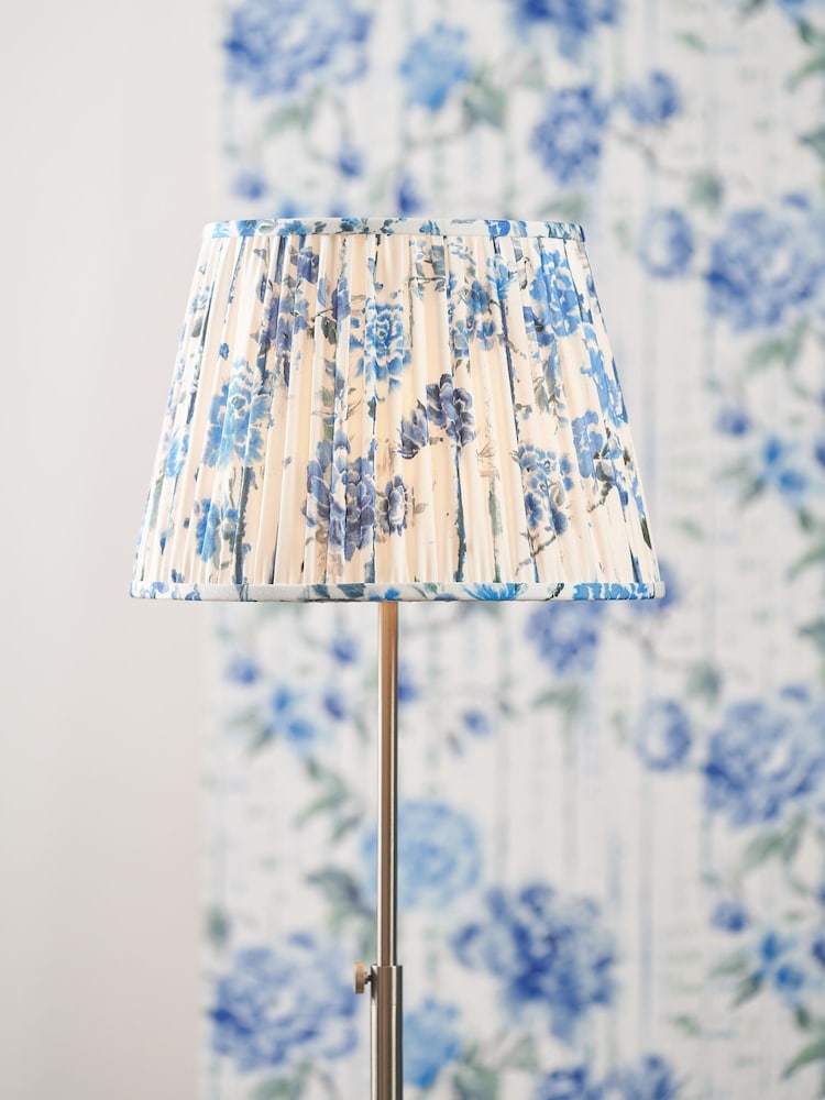 Designers Guild Cobalt Kyoto Flower Pleated Shade - Image 2 of 4