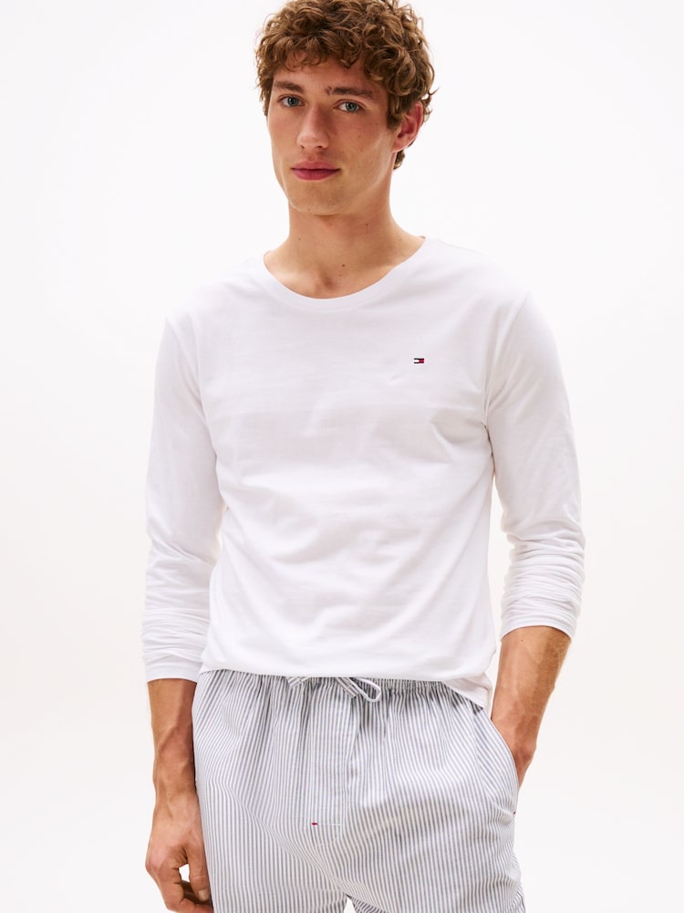 Tommy Hilfiger White Signature Long Sleeve Lounge T-Shirts 3-Pack - Image 2 of 7 Tommy Hilfiger White Signature Long Sleeve Lounge T-Shirts 3-Pack - Image 2 of 7