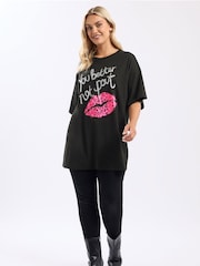 Yours Curve Black Short Sleeve Novelty Relaxed Pout T-Shirt - Image 2 of 5