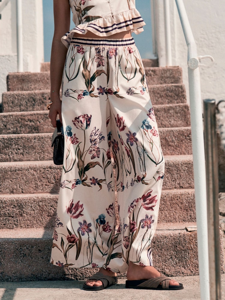 White/Green Tulip Print - Palazzo-Hose mit weitem Bein - Bild 2 von 6