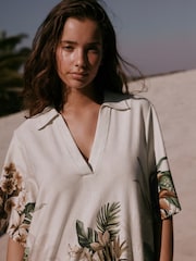 クリーム パームツリープリント - 襟付きジャージー素材ゆったりしたローブ型ワンピース - 画像 4 / 8