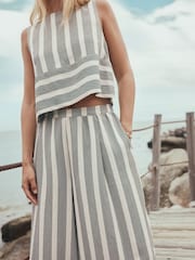 أحادي مقلم - بناطيل عريضة من الأسفل - Image 6 of 9