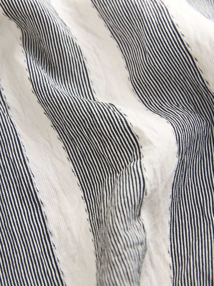 أحادي مقلم - بناطيل عريضة من الأسفل - Image 9 of 9