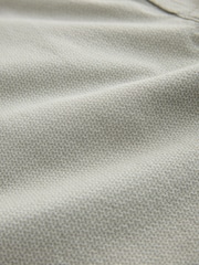 أخضر فاتح - شورت تشينو بحزام - صورة 9 من 10