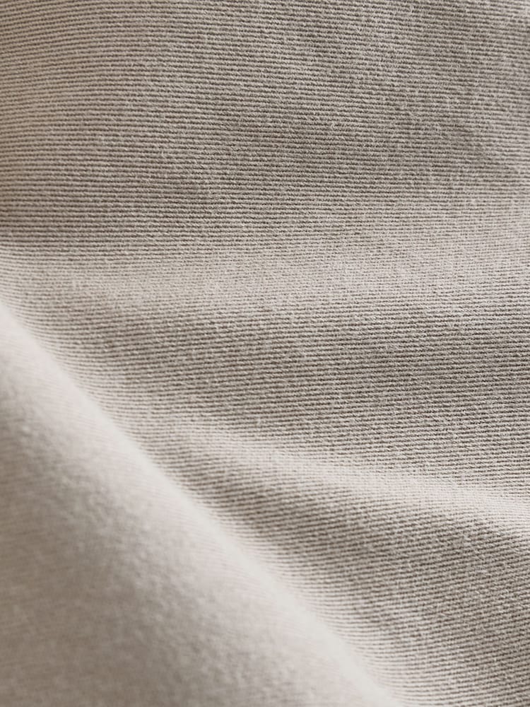 沙灘色 - 舒適伸縮 5 口袋卡其短褲 - 圖片 2，共 5