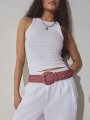 بني مائل للأحمر - Wide Raffia Plait Effect Belt - Image 1 of 5