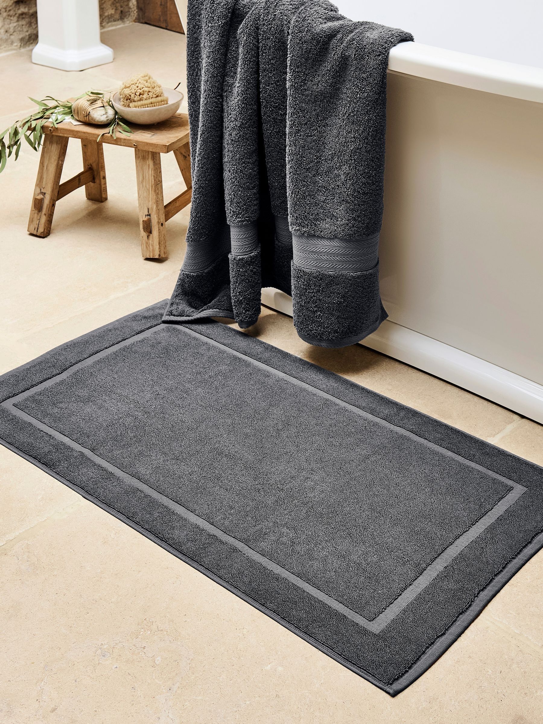 Christy Unisex Ash Grey Renaissance 100% Cotton Bath Mat