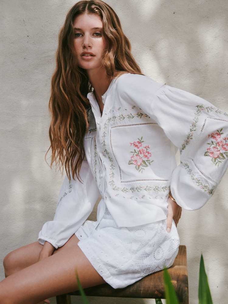 Blanc/rose Fleuri Brodé - Haut à manches longues N.premium boutonné sur le devant - Image 1 sur 10