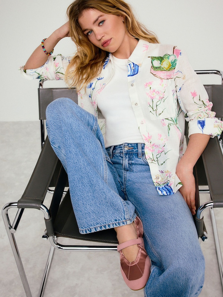 Ecru Abstract Vase Print - Afslappet langærmet skjorte med hør - Billede 1 af 7