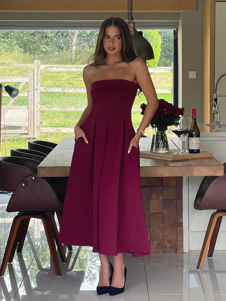 Buy Girl In Mind Red Danni Strapless Bandeau Midi Dress from Next Canada Buy Girl In Mind Red Danni Strapless Bandeau Midi Dress from Next Canada