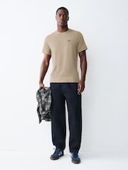 טבעי - חולצת טי ספורטיבית של Barbour® - תמונה 4 מתוך 5
