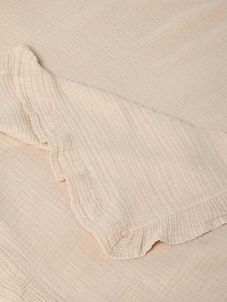 Natural Muslin Frill Throw - Image 6 of 6