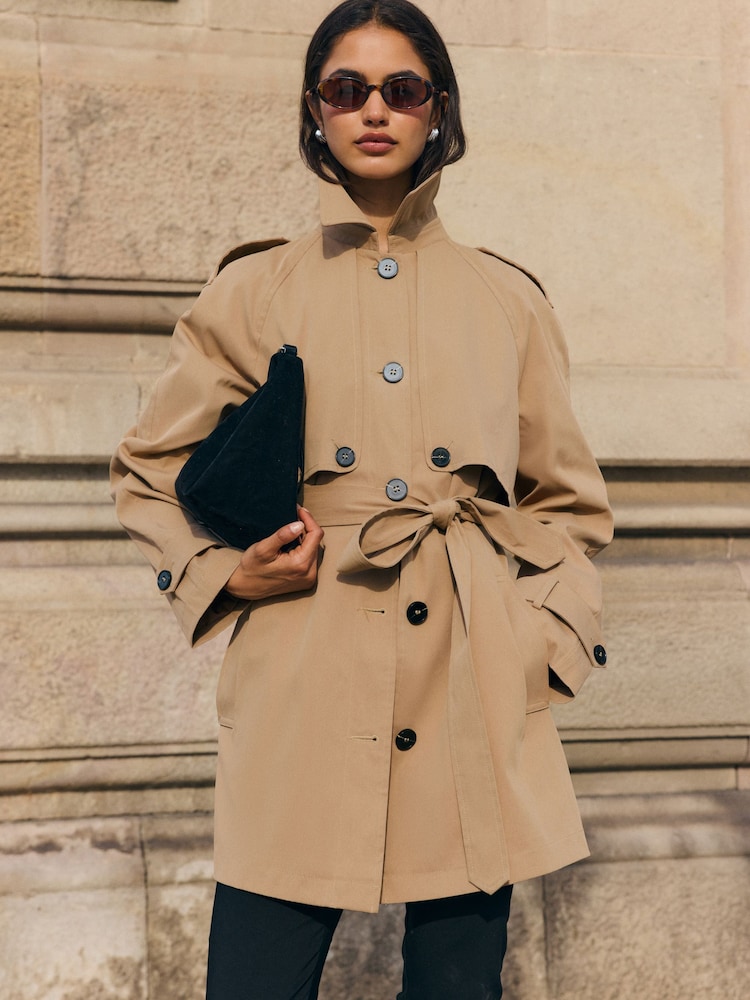 Friends Like These Mid Length Trench Jacket With Cape Detail - תמונה 1 מתוך 5