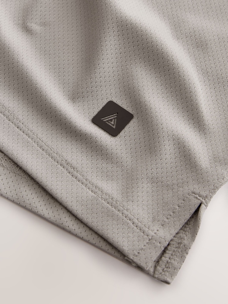 لون محايد - تي شيرت بأكمام قصيرة - توب للتمارين الرياضية من Active - صورة 3 من 3