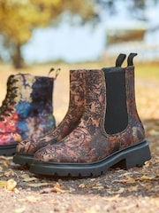 Joe Browns Autumn Floral Chelea Boots - صورة 2 من 7