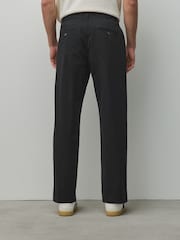 أسود - قياس مستقيم - تشينو غني بالقطن وقابل للتمدد - صورة 4 من 9