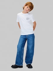 تي شيرت بطبعة شعار الماركة من Calvin Klein - صورة 3 من 5