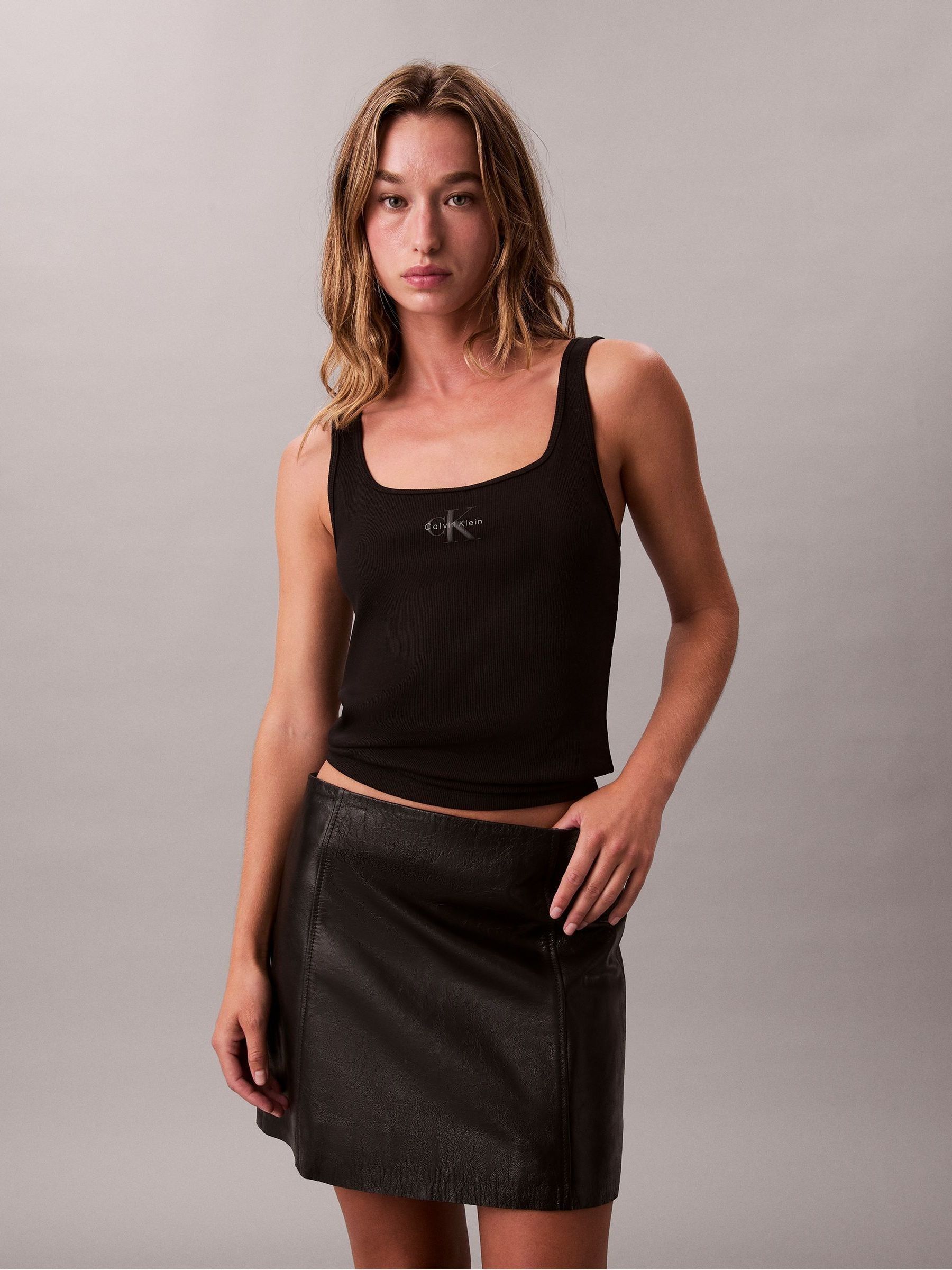 Calvin Klein Women's Black Monologo Scoop Neck Vest - Image 1