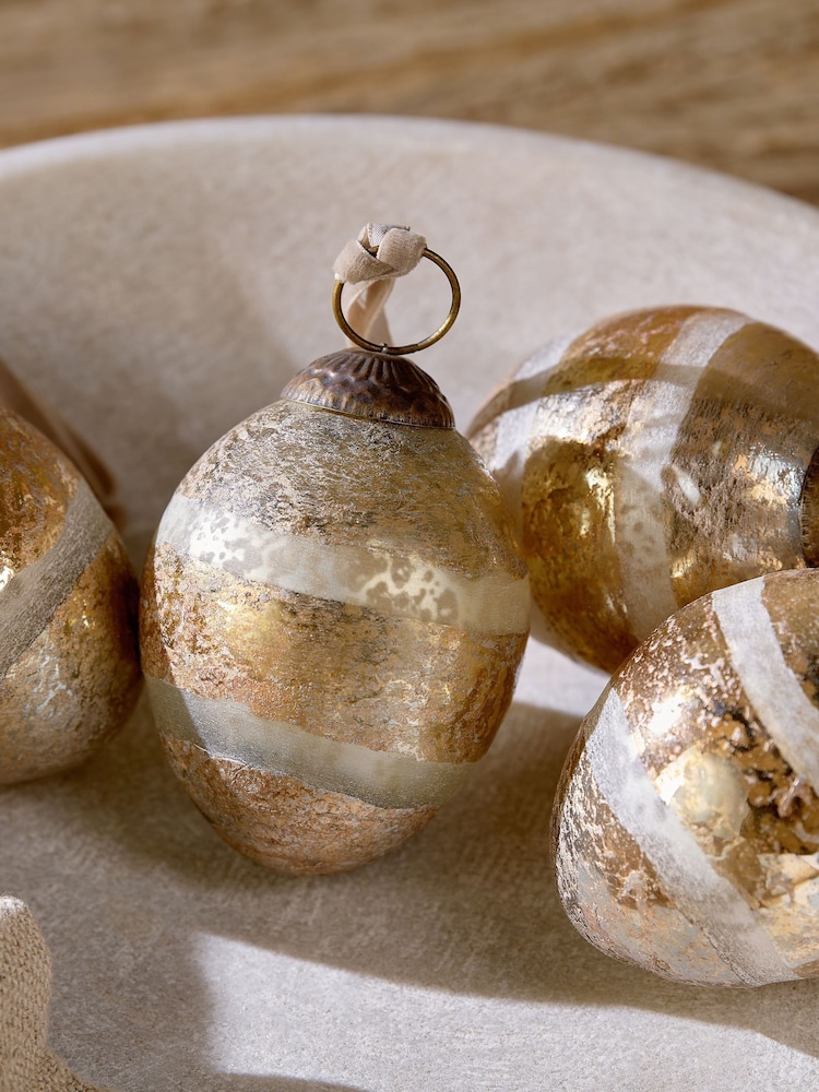 Nkuku Set of 4 Gold Viti Christmas Baubles - Image 2 of 4 Nkuku Set of 4 Gold Viti Christmas Baubles - Image 2 of 4