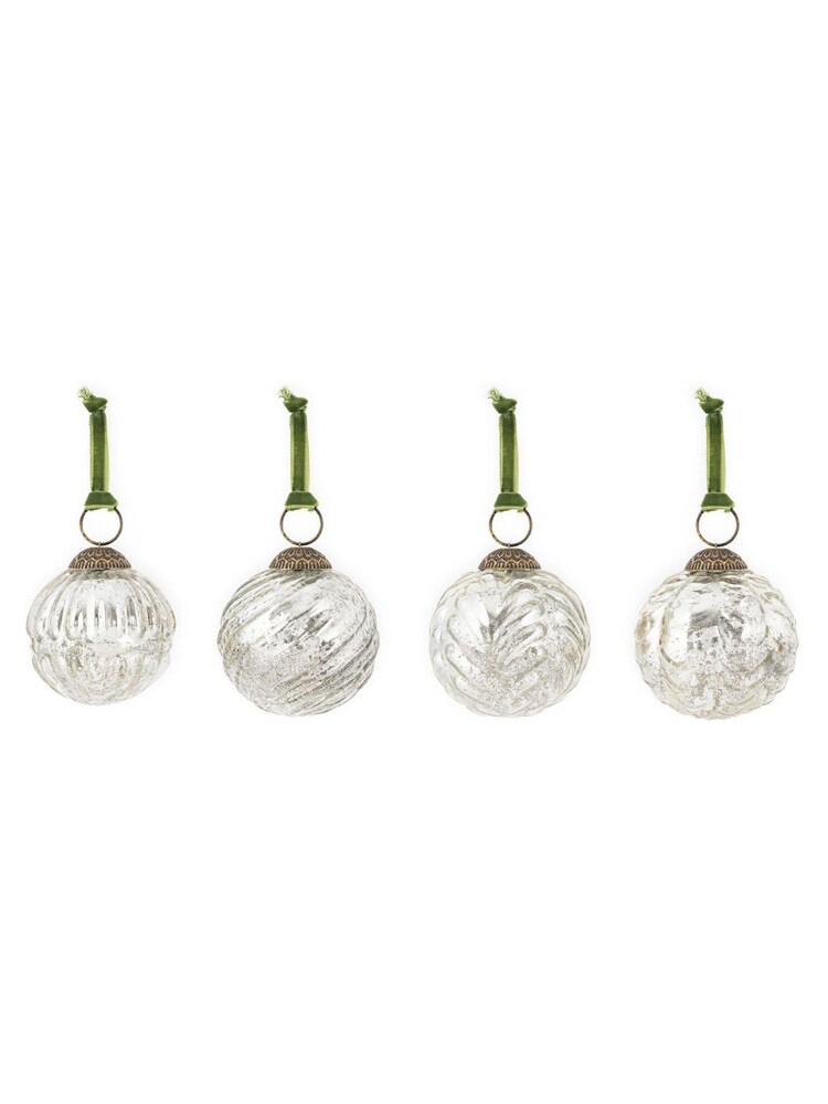 Nkuku Aged Nickel Adoya Christmas Baubles - Image 5 of 5