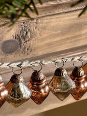 Nkuku Antique Gold and Rust Ekiti Bauble Christmas Garland - Image 2 of 4