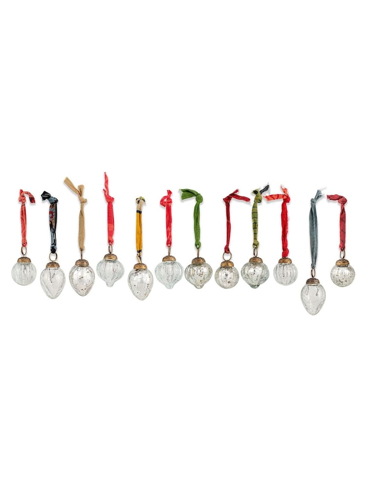 Nkuku Silver Dew Drop Christmas Baubles - Image 4 of 4 Nkuku Silver Dew Drop Christmas Baubles - Image 4 of 4