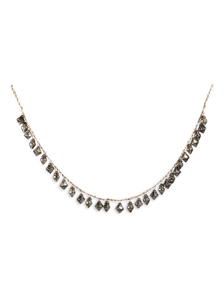 Nkuku Gold Ekiti Bauble Christmas Garland - Image 5 of 5