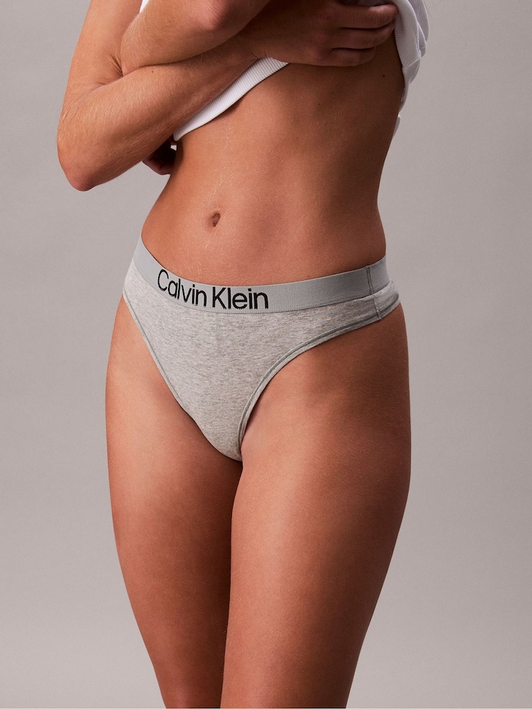 Calvin Klein White 5 Pack Thongs Maximum Cotton - Image 6 of 6