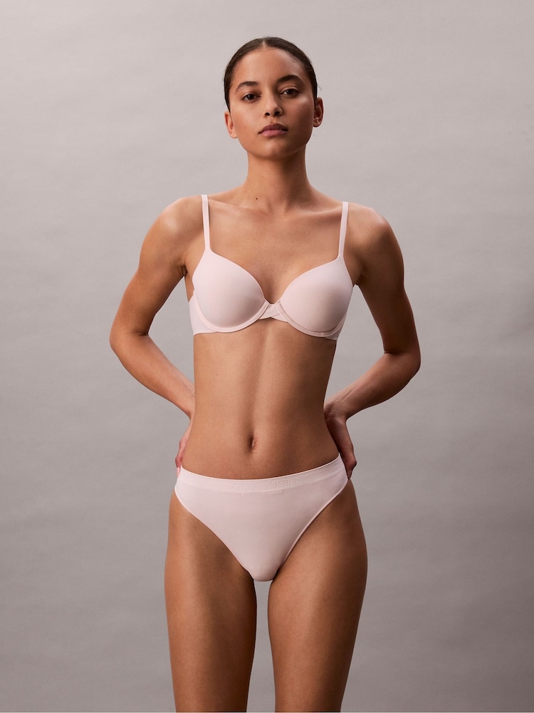 Calvin Klein Nude Thongs Bonded Flex Seamless - Image 6 of 6 Calvin Klein Nude Thongs Bonded Flex Seamless - Image 6 of 6