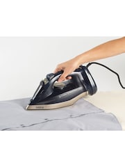 Beldray Blue 2600W Cordless Glide Iron - Image 6 of 7