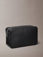 Calvin Klein usnjena torba za pranje - Slika 2 iz 4