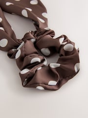 Marrón de lunares  - Detail Scrunchie Scarf - Imagen 3 de 4