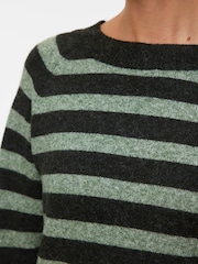 VERO MODA Green Round Neck Knitted Jumper - Image 4 of 5