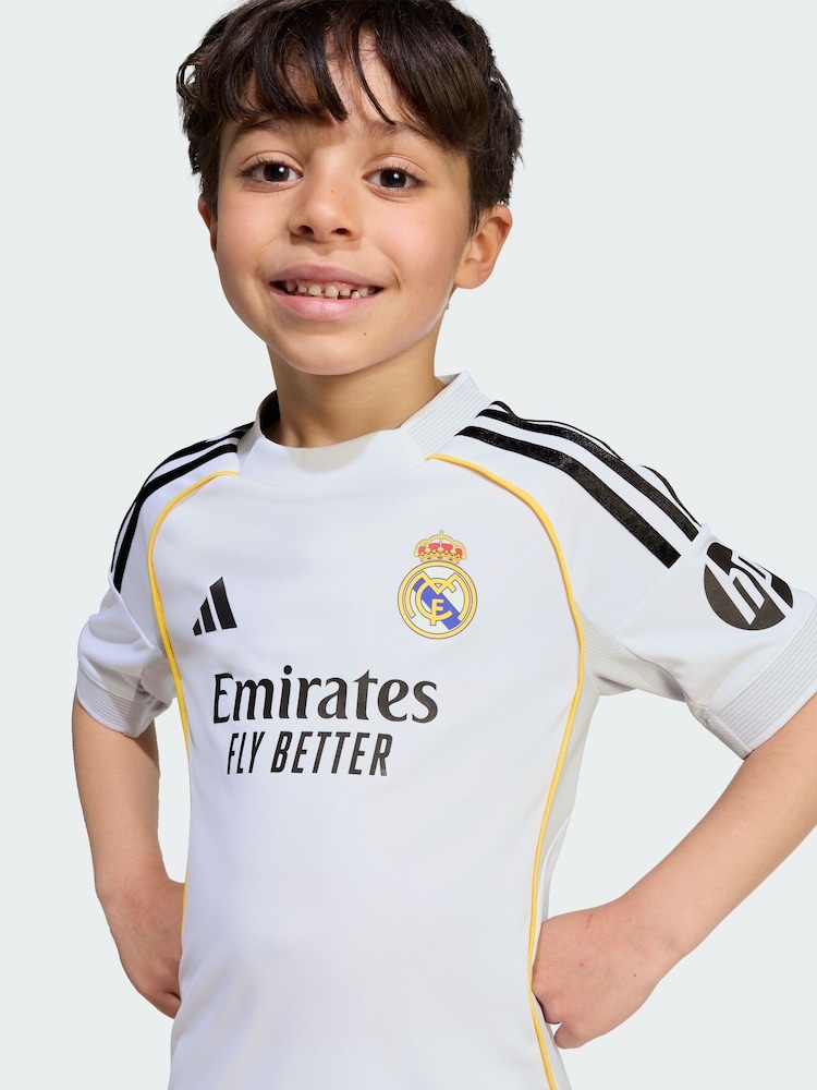adidas White Real Madrid 25/26 Home Mini Kit - Image 1 of 3
