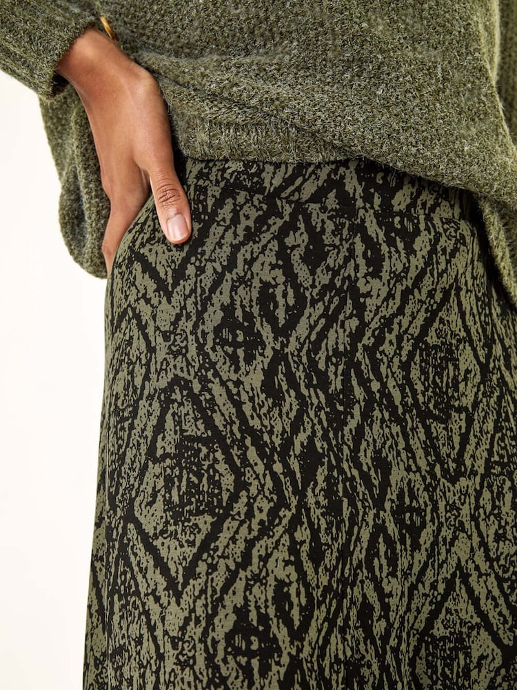 Roman Green Abstract Diamond Print Midi Skirt - Image 5 of 5 Roman Green Abstract Diamond Print Midi Skirt - Image 5 of 5